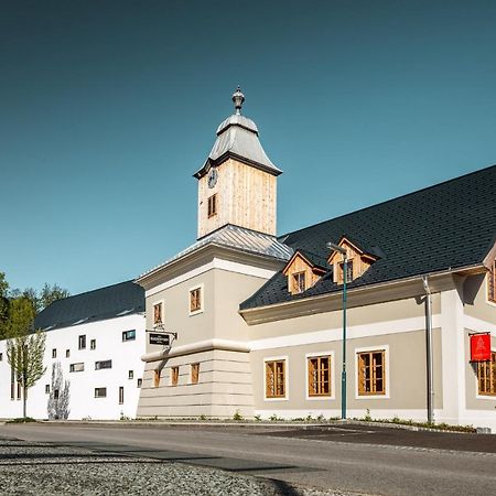 Hotel Zum Glockenturm Marktl Exterior photo