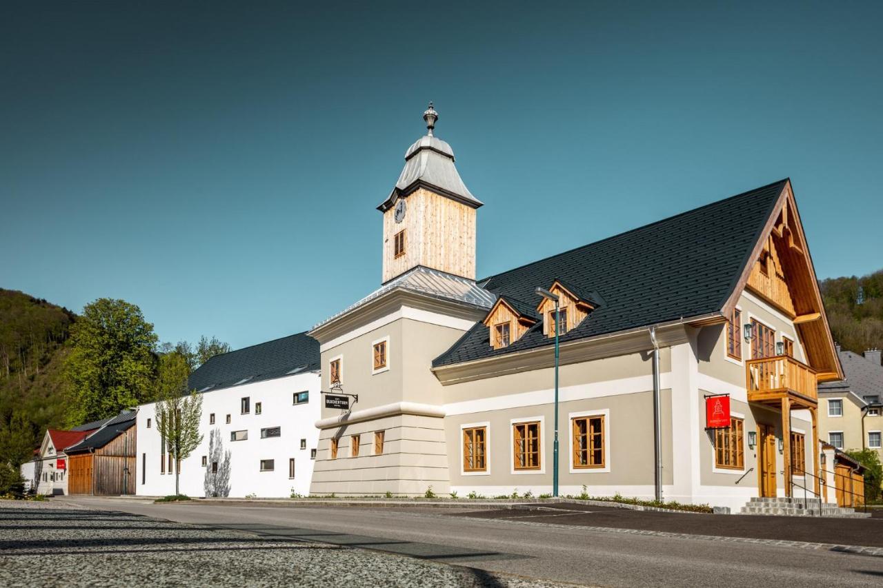 Hotel Zum Glockenturm Marktl Exterior photo